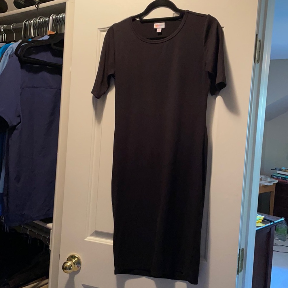 LuLaRoe Julia dress. Small. Black.